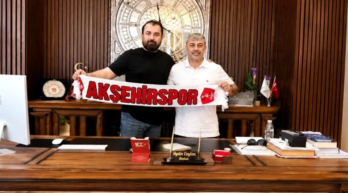 1922 Akşehirspor'da teknik direkt&ouml;r Salih Eken oldu