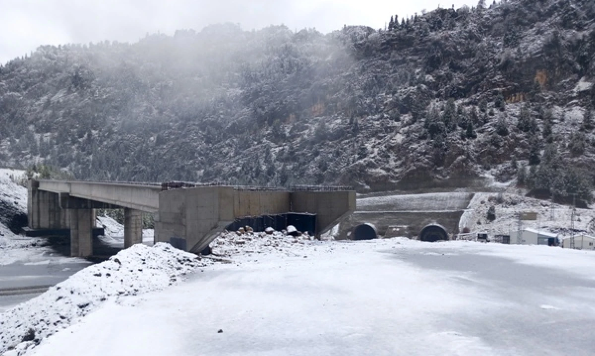 Alacabel tünelinde çalışmalar hızlandı: 2026 hedefi sahada karşılık buluyor