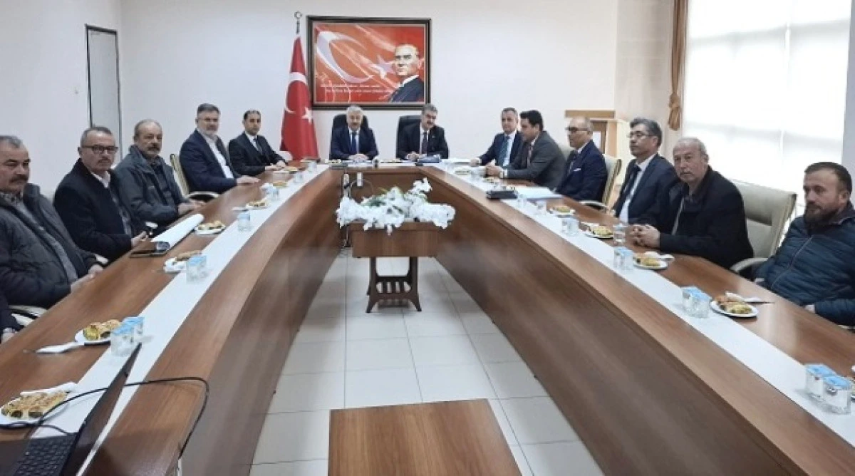 Akşehir g&ouml;l&uuml;n&uuml;n kıyı kenar &ccedil;izgisi sorunu g&ouml;r&uuml;ş&uuml;ld&uuml;