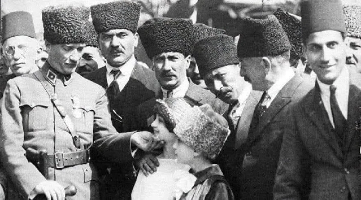 Atat&uuml;rk, 21 Nisan 1920 yılında TBMM a&ccedil;ılacağını duyurdu!