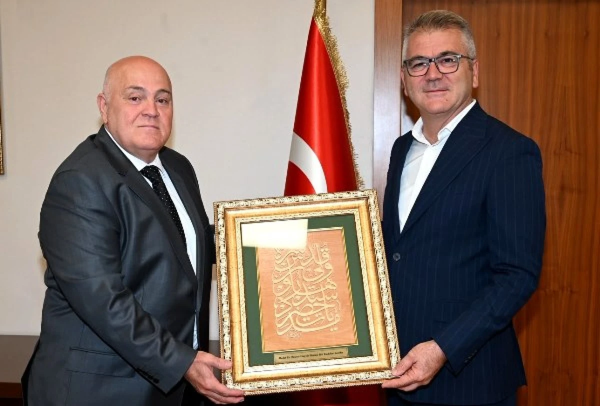 Başkan Ustaoğlu&rsquo;ndan Kaymakam G&ouml;zel&rsquo;e hayırlı olsun ziyareti