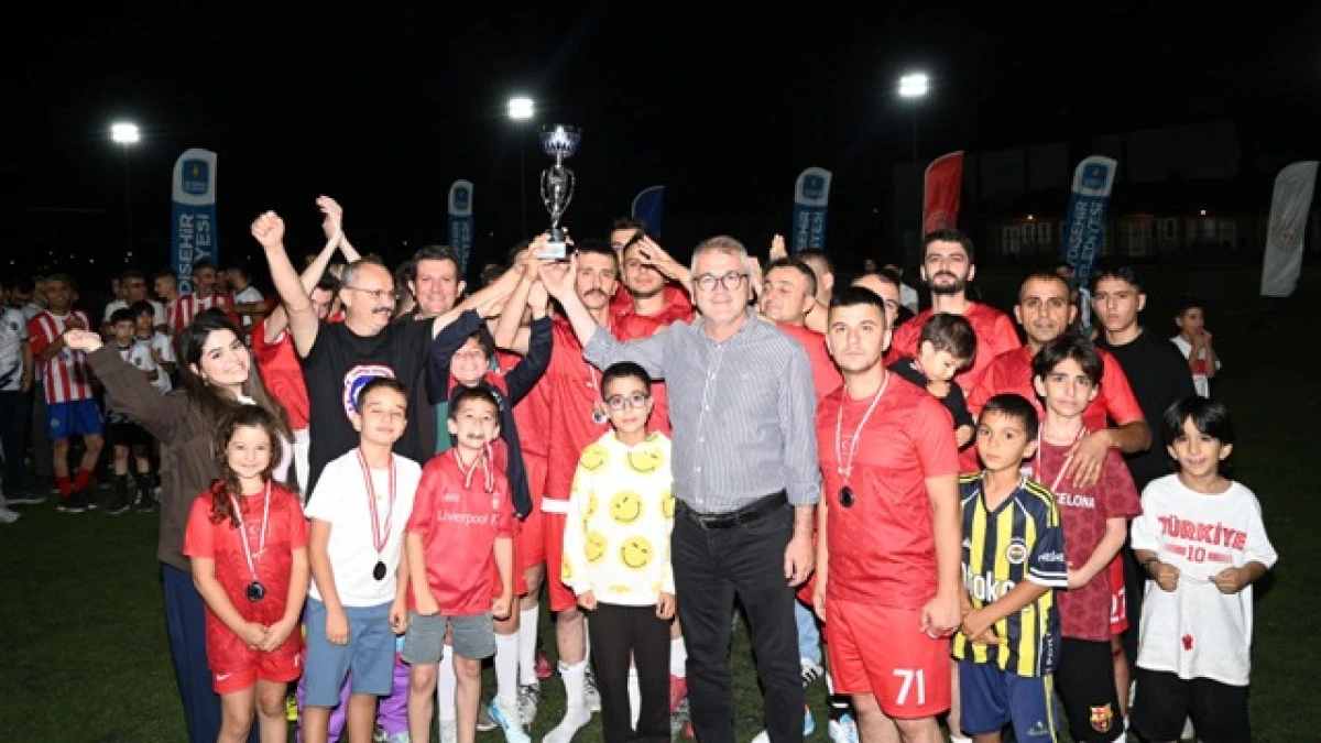 Başkanlık kupasında şampiyon kuran spor oldu