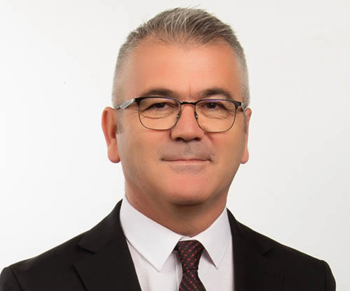Belediye Başkanı Hasan Ustaoğlu'nun Ak Partiye geçiyor