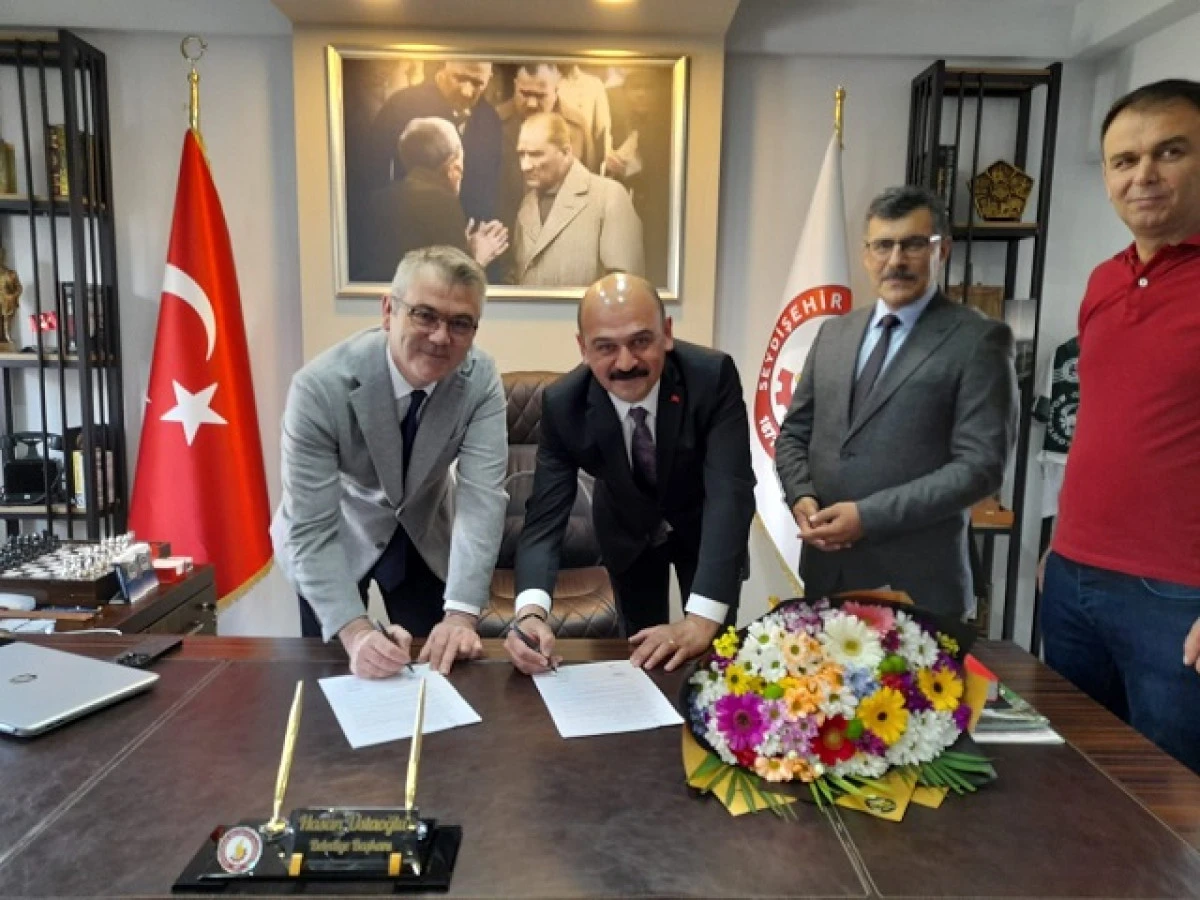 Belediye ile Sebeltaş a. ş arasında sözleşme imzalandı