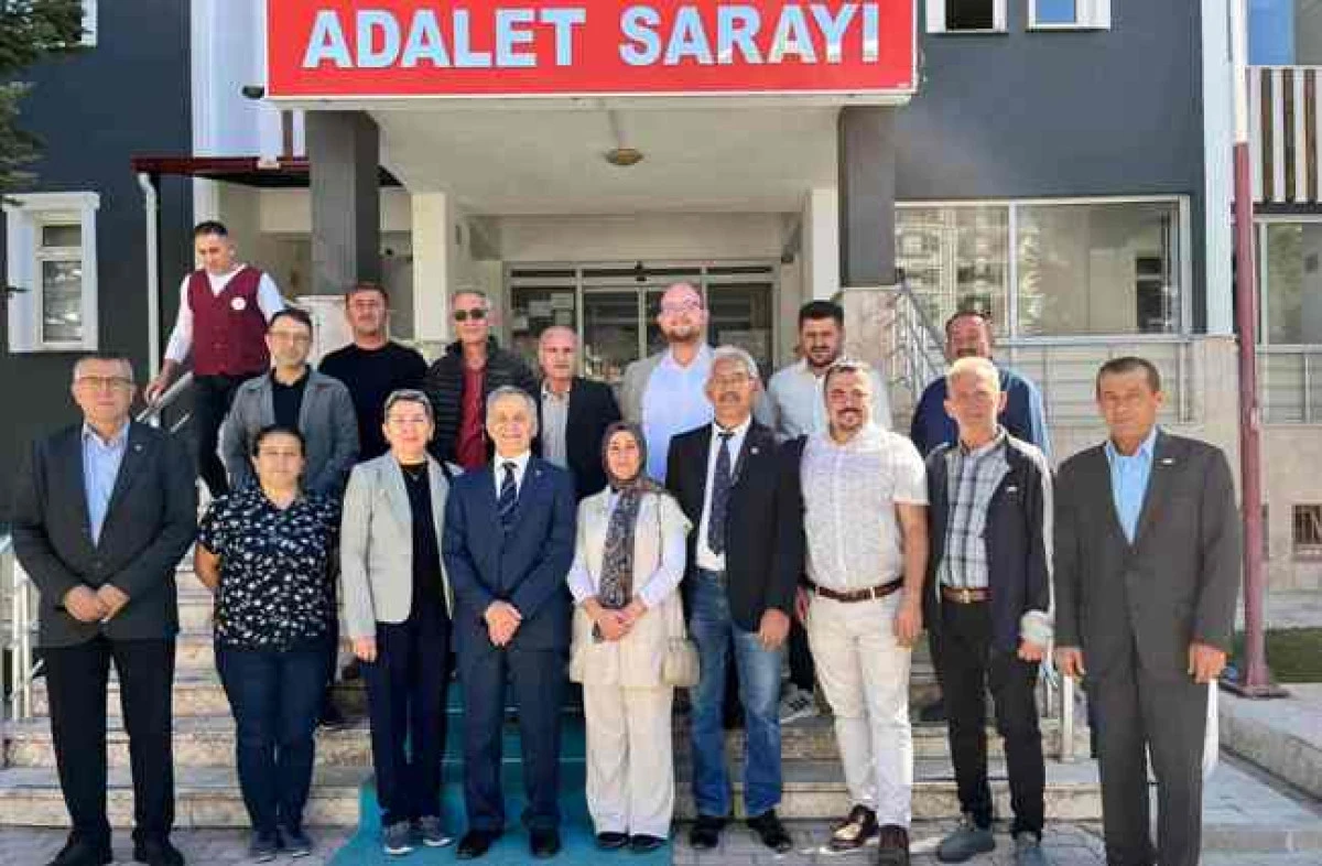 CHP Seydişehir ilçe yönetimi mazbatasını alarak resmen göreve başladı