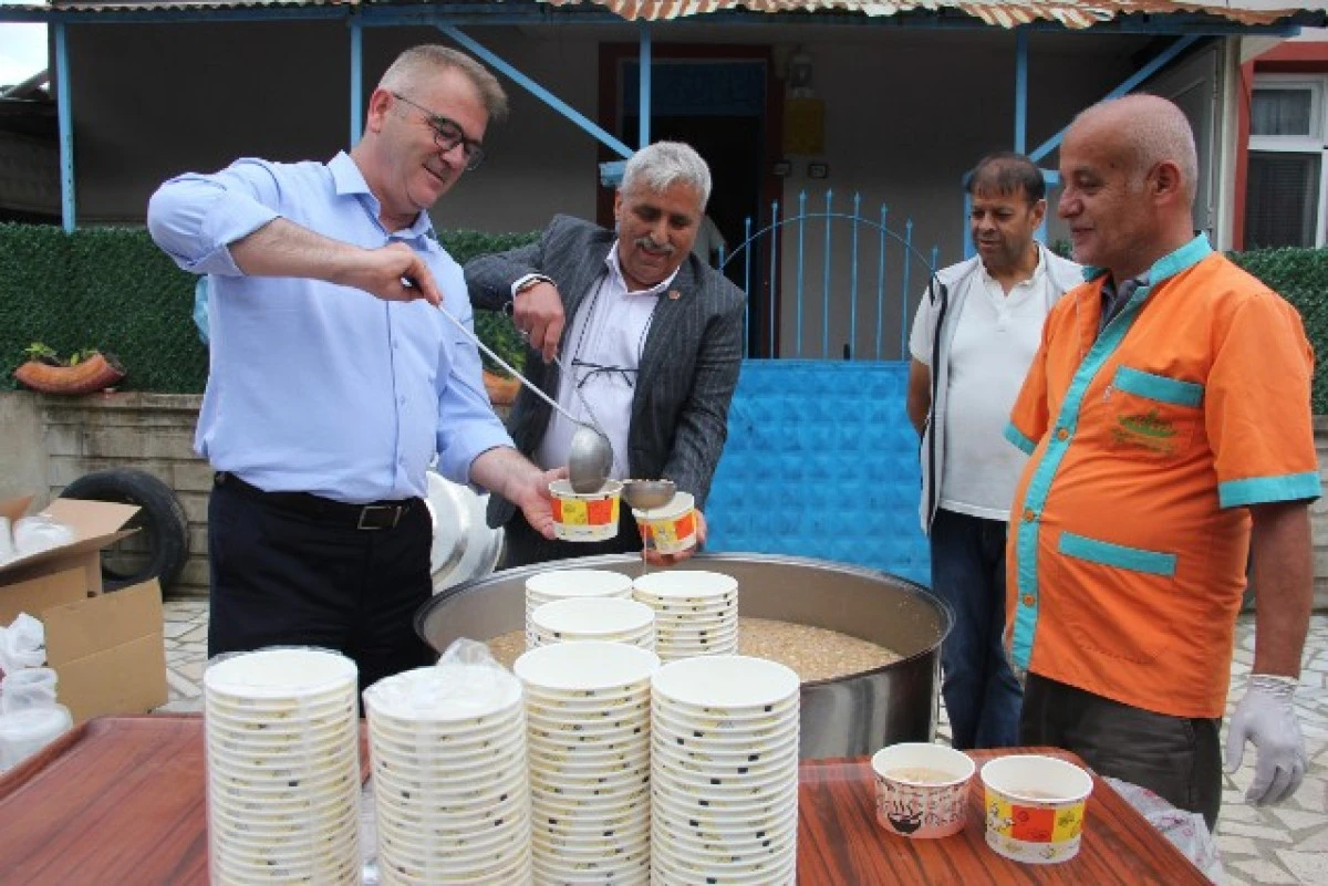 Değirmenci Mahallesinde aşure bereketi ve kardeşlik buluşması