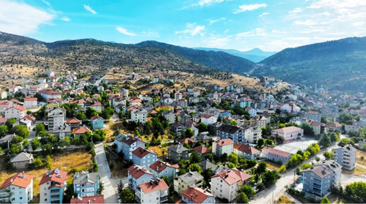Derebucak’ta gençler ilçeyi terk ediyor!