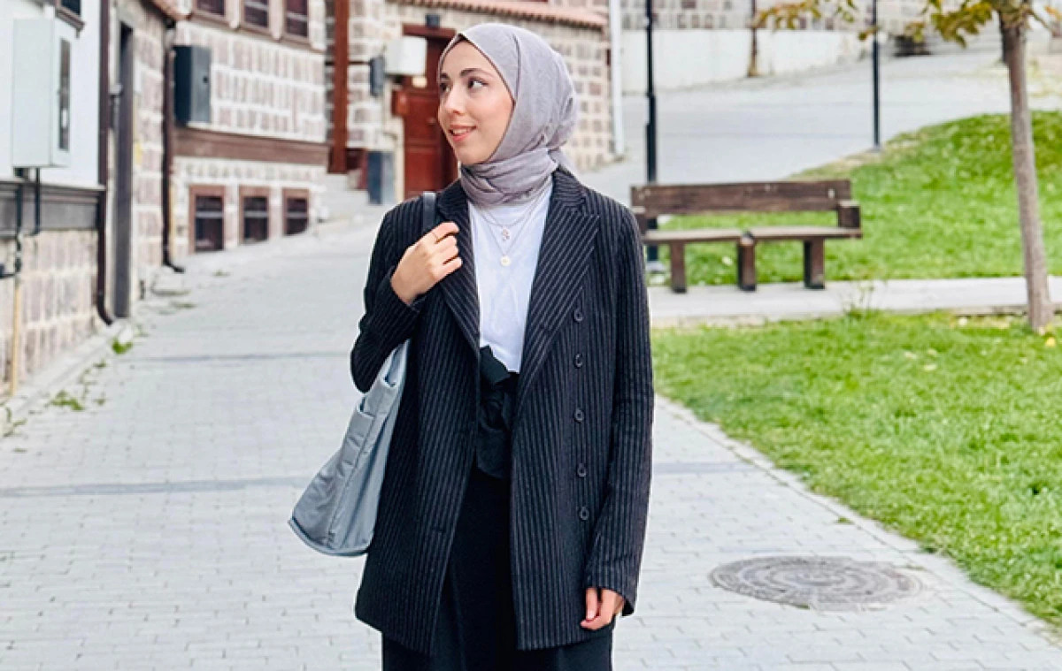 Diyetisyen Büşra Kayhan, Yavaş yemenin faydalarını açıkladı!