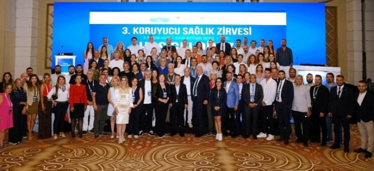 Eczacıların üçüncü sağlık zirvesi gerçekleştirildi