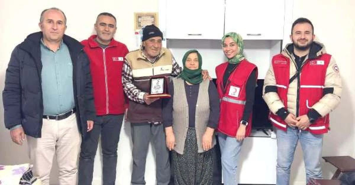 Emekli vatandaştan Gazzeye bağış