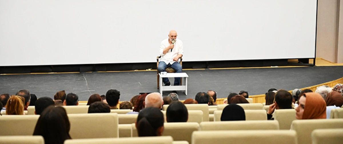 Ercan Kesal‘dan kitap ve sinema üzerine söyleşi