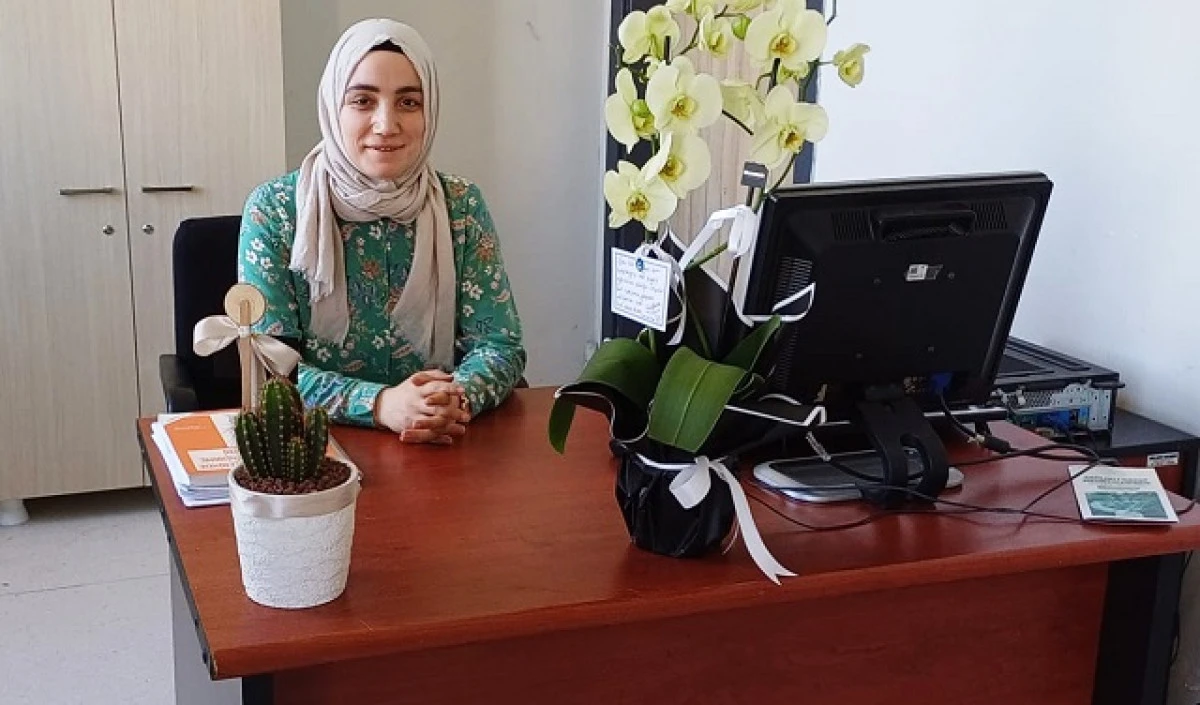 Fizyoterapist Elif Nisa Birol, Sağlık müdürlüğünde göreve başladı