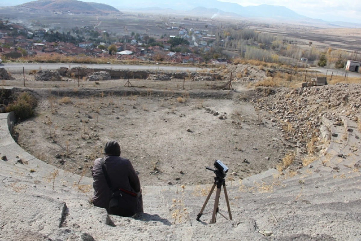 Ge&ccedil;mişin tanıkları: &Ouml;ren yerlerinin sessizliği