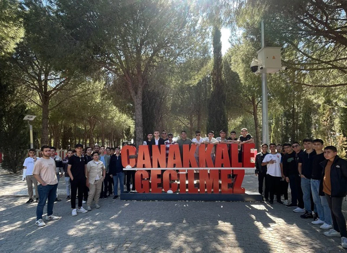 Gençlik merkezinden Çanakkale’ye tarihi yolculuk