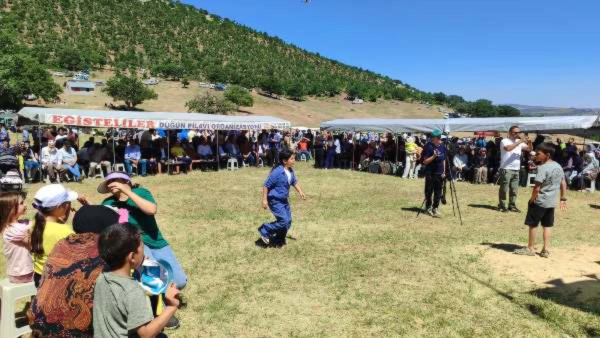 Hadim Aşağı Eşenlerliler yayla şenliğinde buluştu: 4 bin kişi coşkuya ortak oldu!