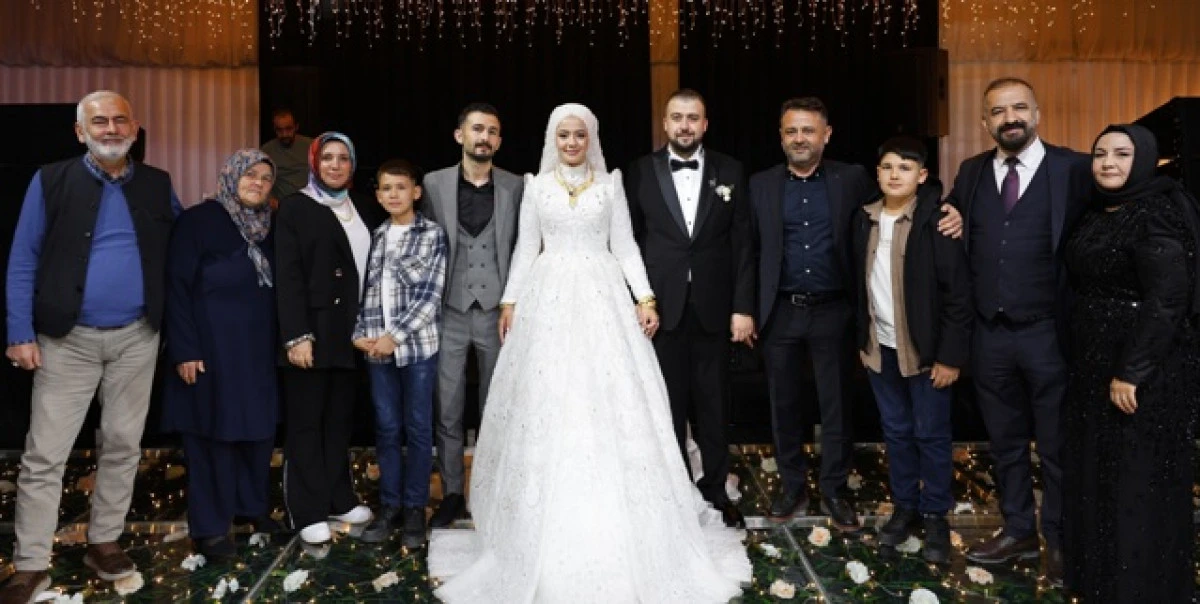 Hanife Nur ve İzzet Can mutluluğa ‘evet’ dedi