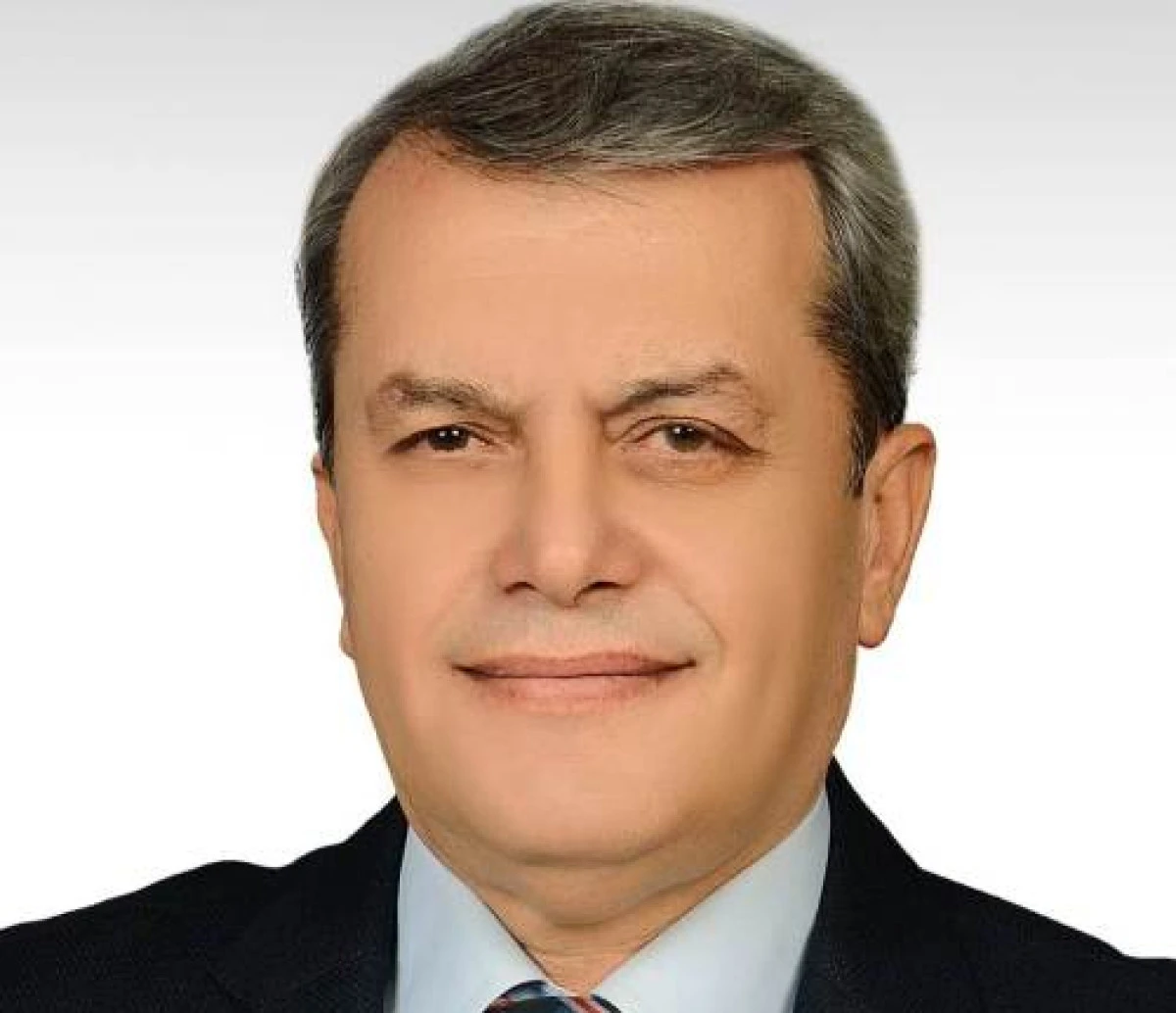 İbrahim Aypar, yeniden esnaf odasına başkanlığını açıkladı