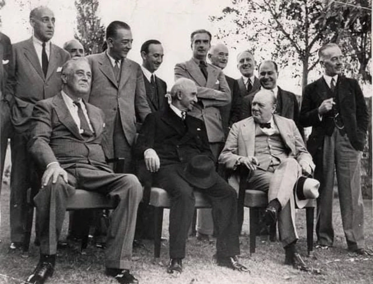 İkinci dünya savaşının zorlu günleriydi