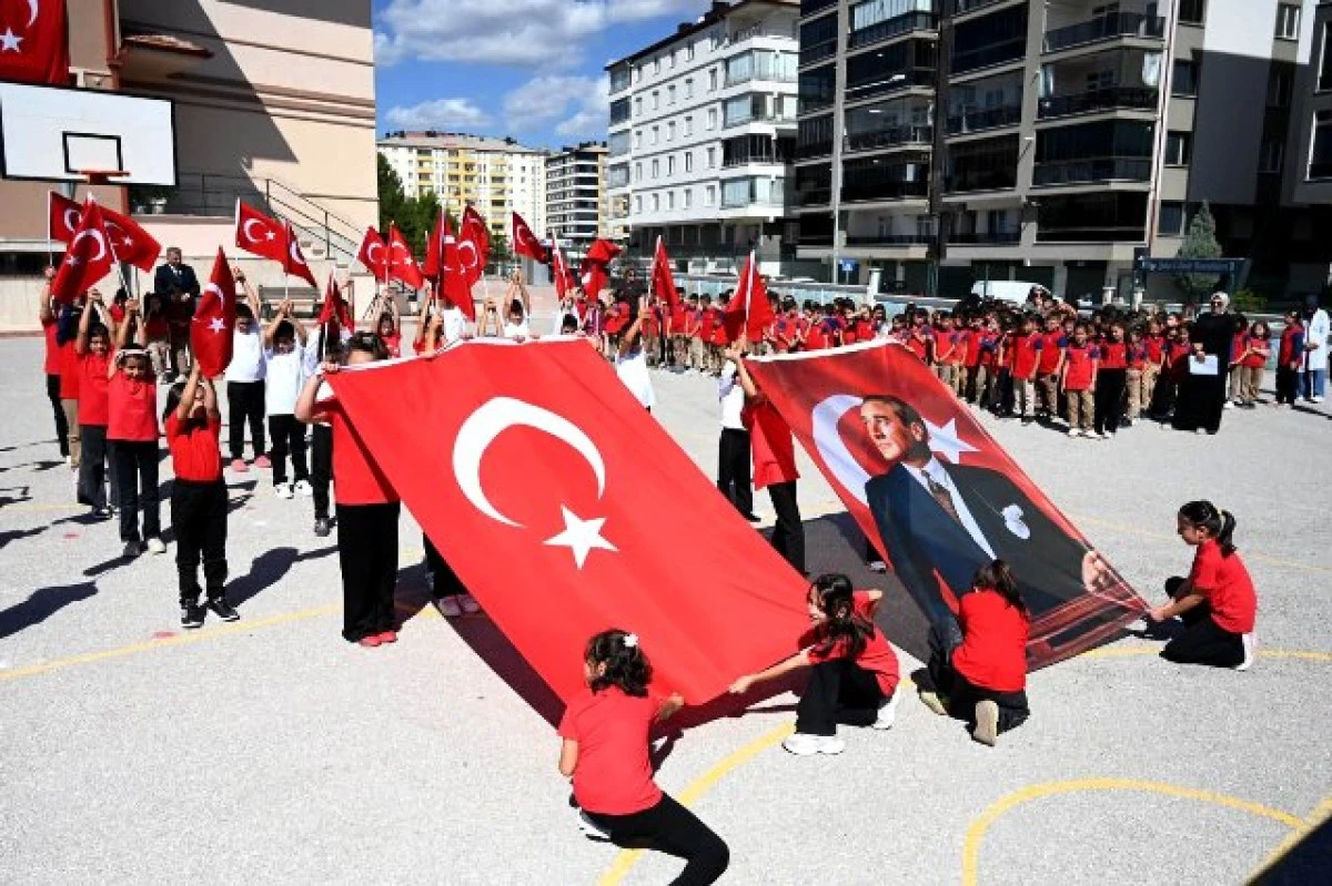 İlk&ouml;ğretim haftası etkinlikleri Seydişehir&rsquo;de başladı