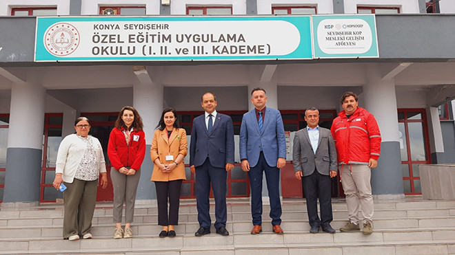Kızılay Konya şubesinden eğitime destek