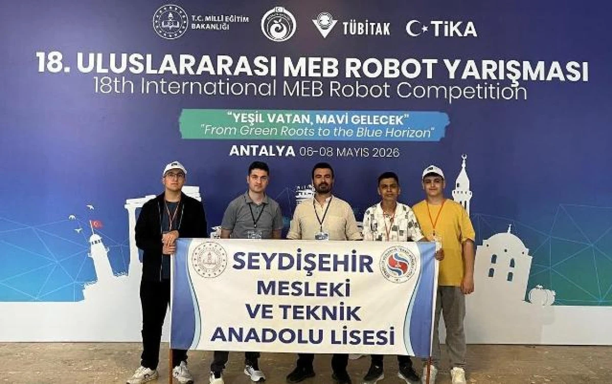 Robot yarışmasını final turu ile ta&ccedil;landırdılar