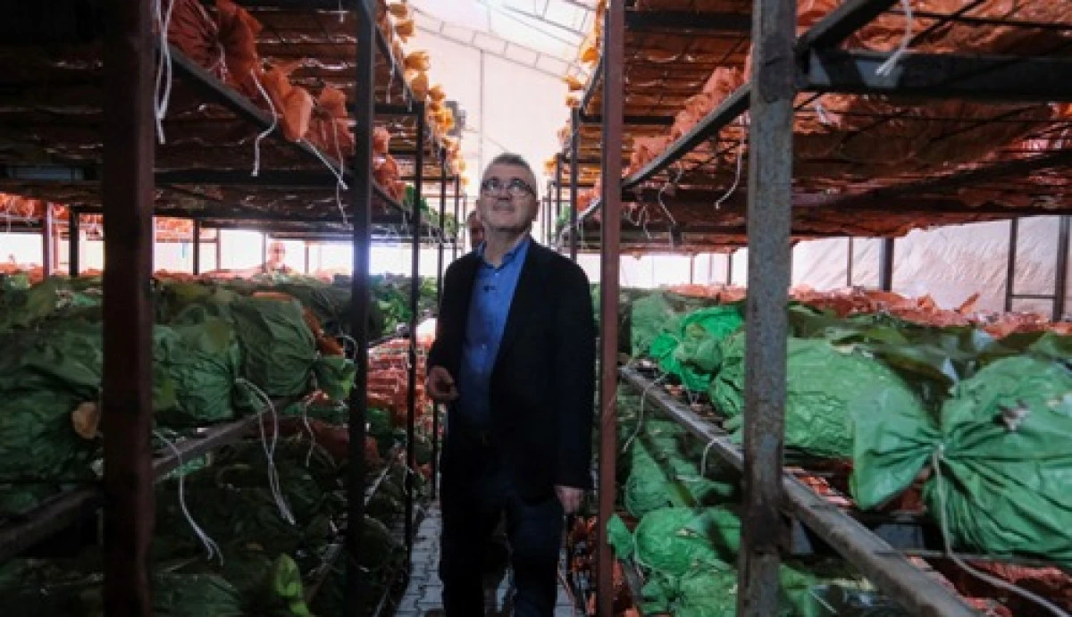 R&uuml;zg&acirc;rdan serası zarar g&ouml;ren &uuml;reticiye destek