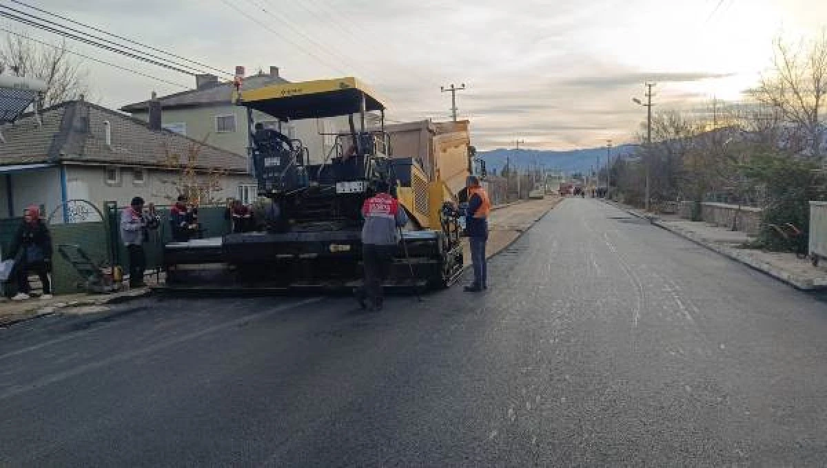 Seydişehir belediyesinden Kesecik mahallesine sıcak asfalt 