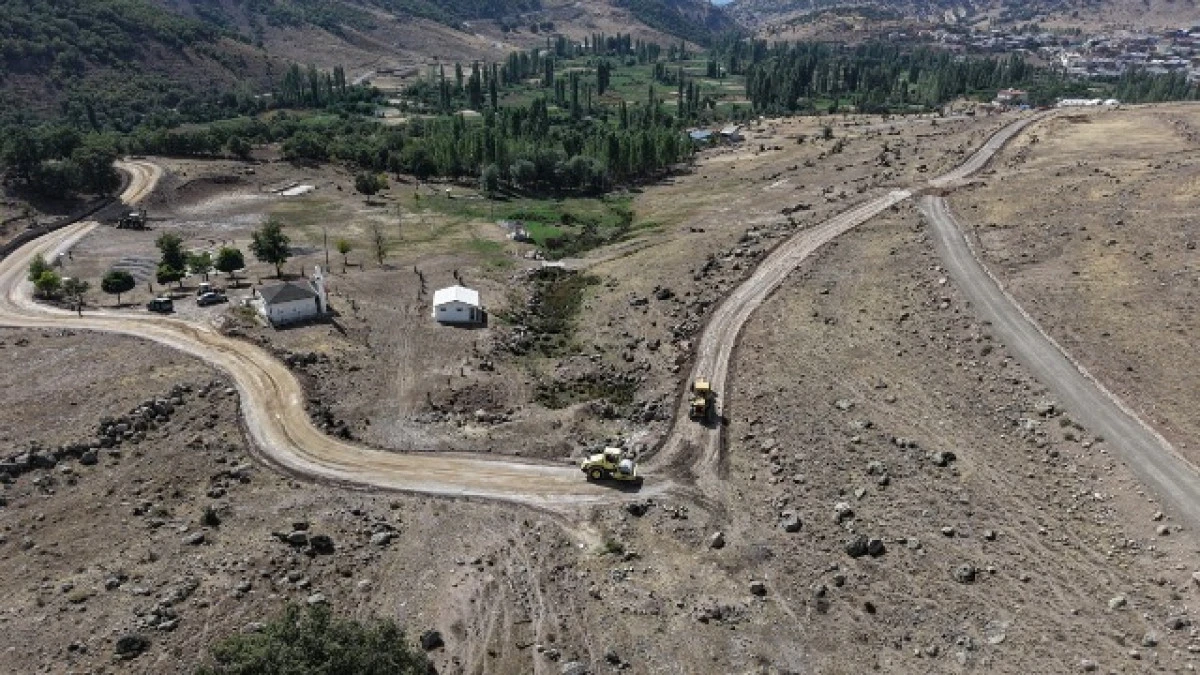 Seydişehir kırsalda ulaşım hamlesi: Belediye yol çalışmalarını hızlandırdı