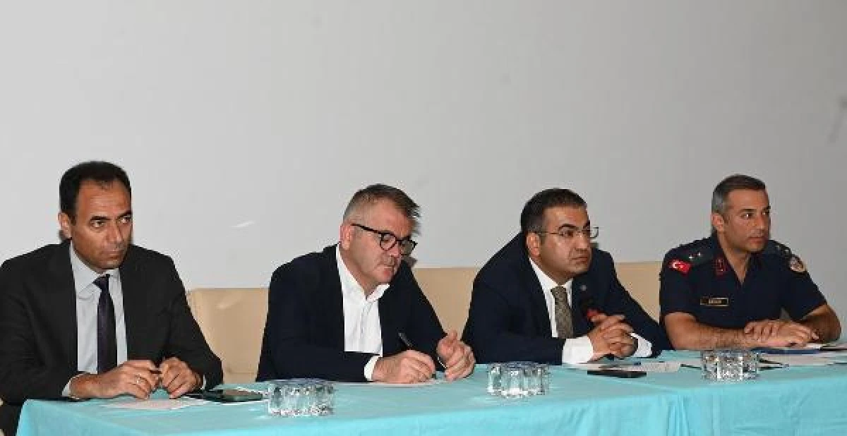 Seydişehir protokolü, muhtarlarla istişare toplantısı yaptı