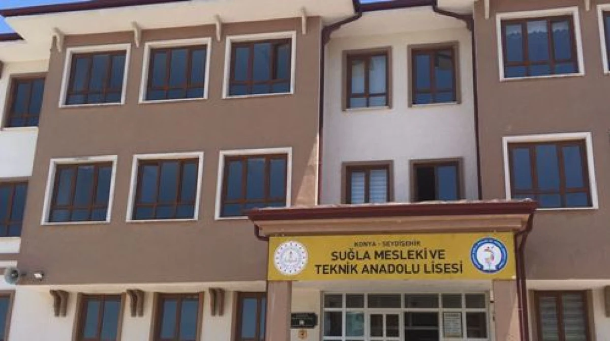 Suğla tarım mesleki ve teknik Anadolu lisesinde burs sevinci