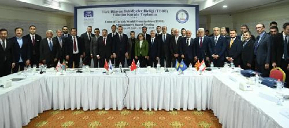 T&uuml;rk d&uuml;nyası belediyeler birliği toplantısı Gaziantep&rsquo;de yapıldı