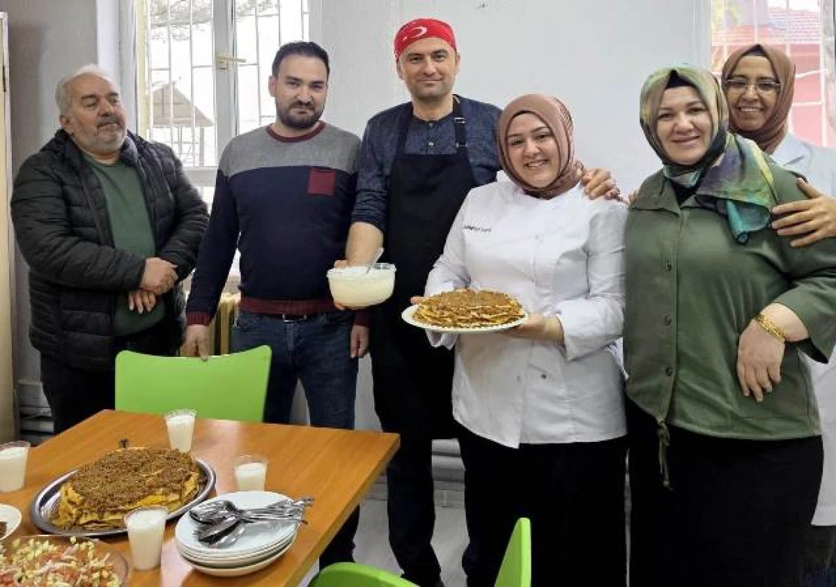 Vefanın en g&uuml;zel hali: Rahime&rsquo;den &ouml;ğretmenlerine anlamlı ziyaret