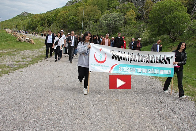 Obeziteye karşı sağlıklı yaşam yürüyüşü düzenlendi